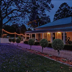 Guest house Wintergreen Manor At, Maleny